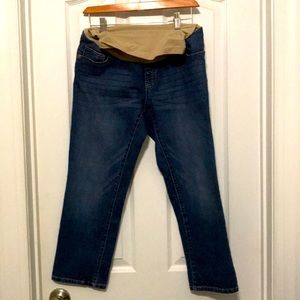 Oh Baby Motherhood Maternity jeans. Size Small. Back pocket is missing button